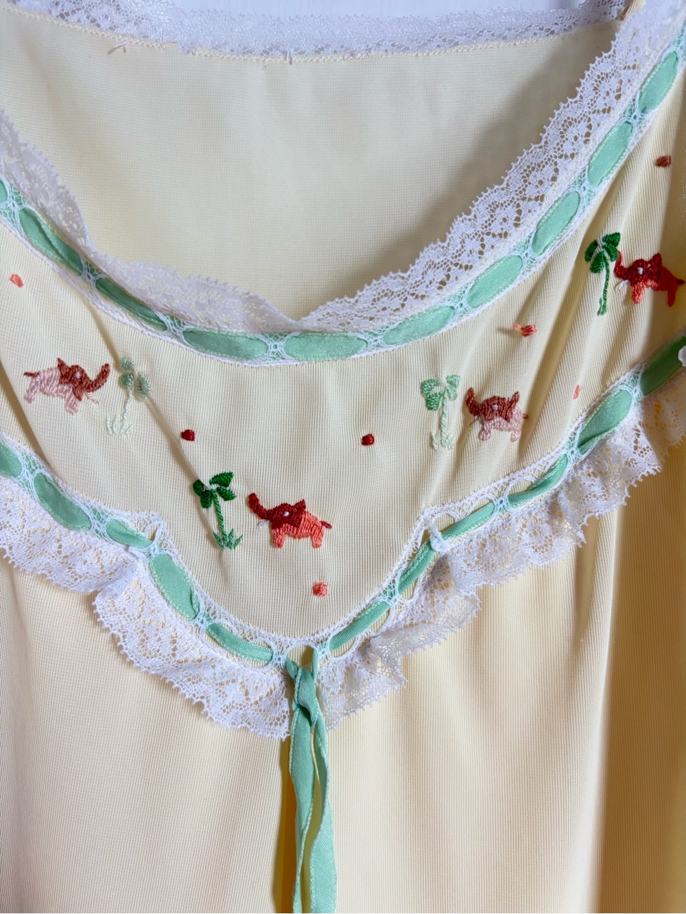 Vintage Butter Yellow Nylon Slip Dress with Embroidered Elephant Details - Picture 7 of 9